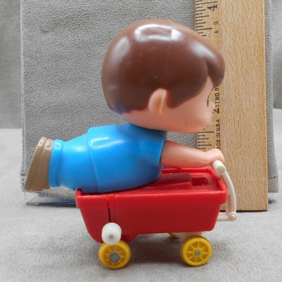 Vintage 1979 TOMY Kid-a-Longs Boy on Wagon Wind-up Works READ - Picture 6 of 7